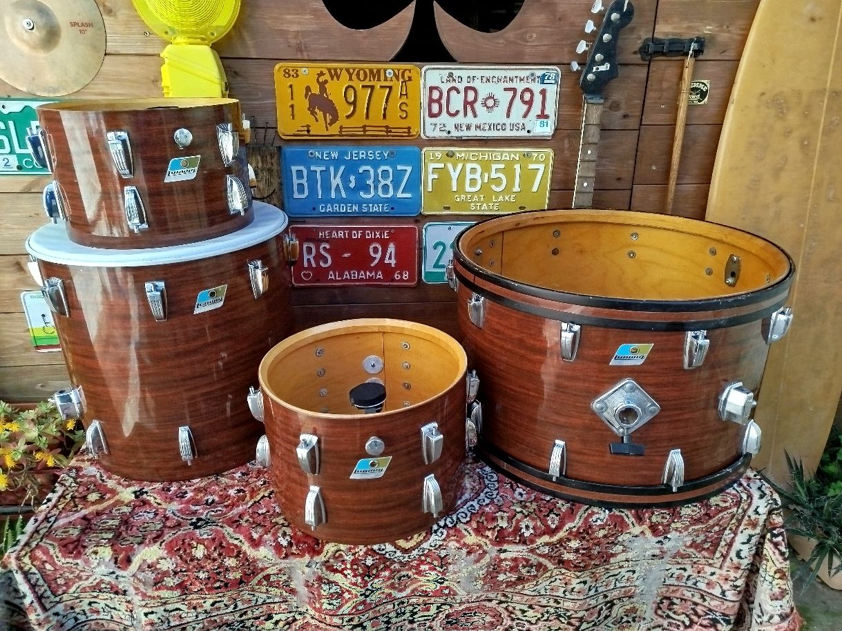 LUDWIG Big Beat 1976, Mahogany Cortex.