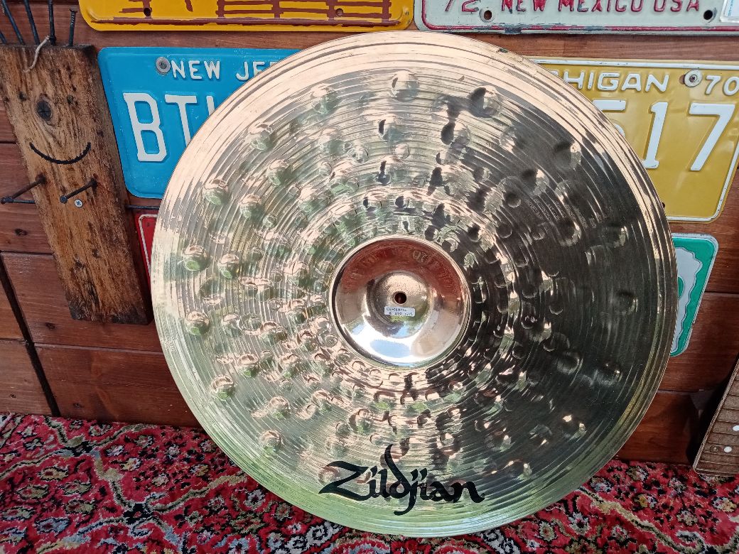 ZILDJIAN K Prototype 21” Brilliant. (26)