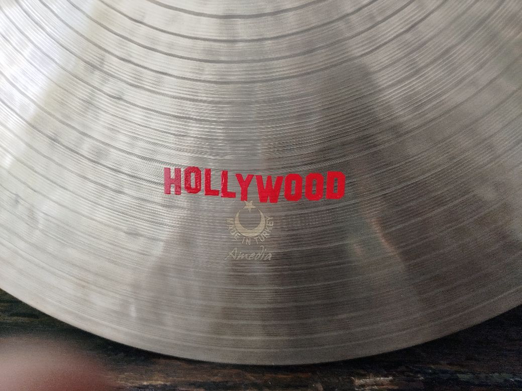 AMEDIA Hollywood 20" Ride.