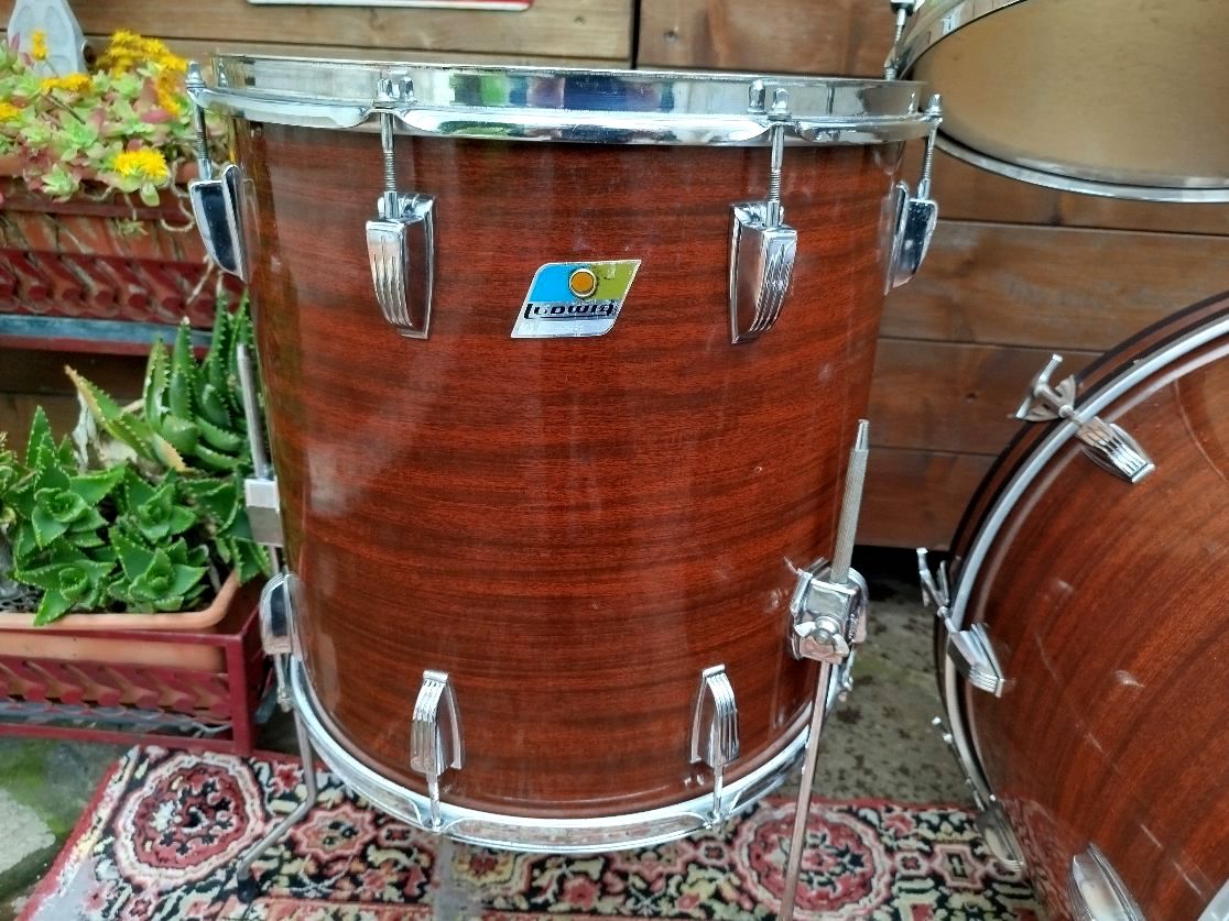 LUDWIG Big Beat 1976, Mahogany Cortex.