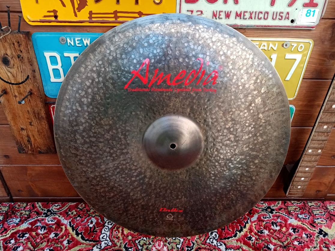 AMEDIA Oniks 22” Ride. New.