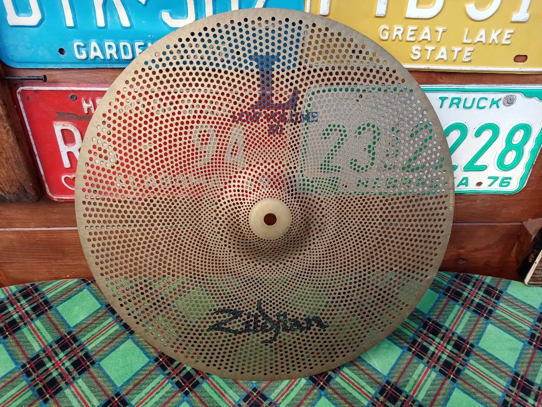 ZILDJIAN Low Volume 16” Crash, usato.