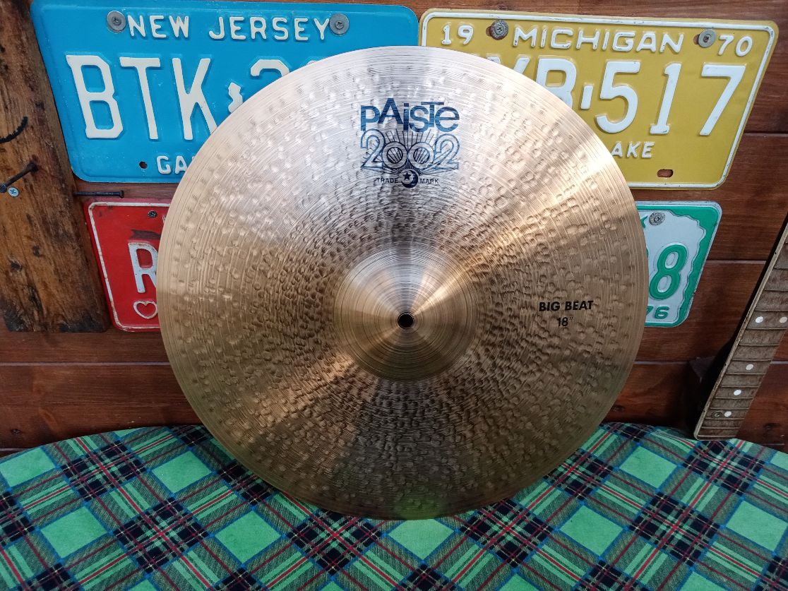 PAISTE 2002 Big Beat 18”.