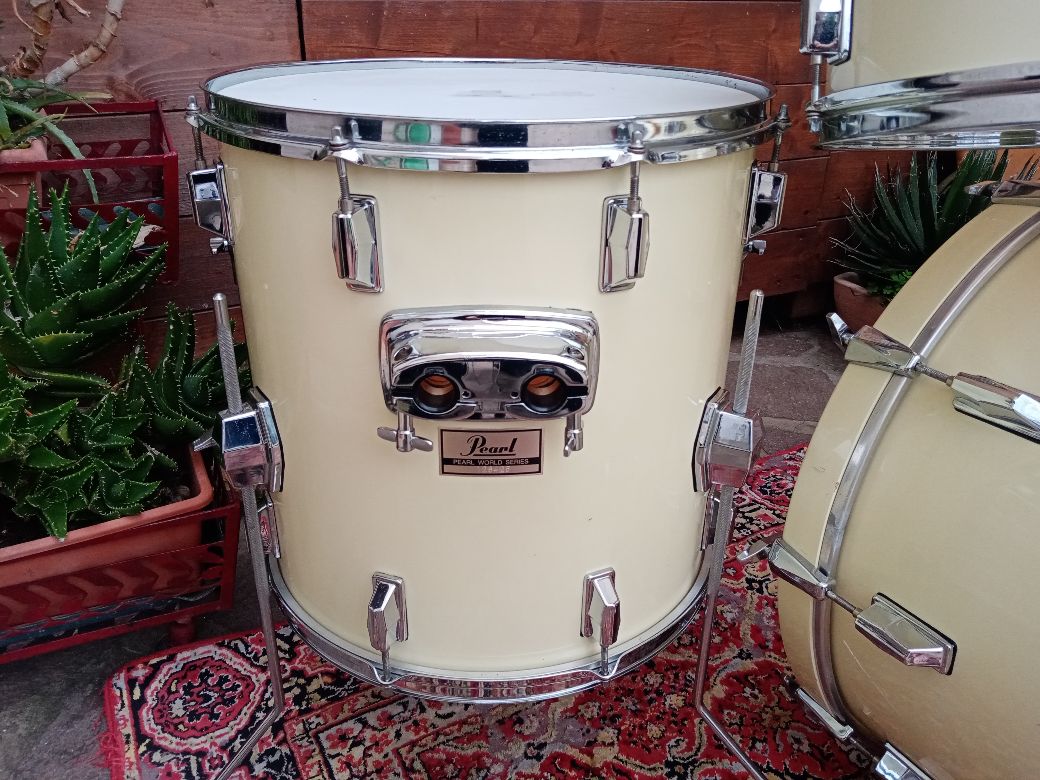 PEARL Prestige World WLX 22-D-50 Antique Ivory, 1985.