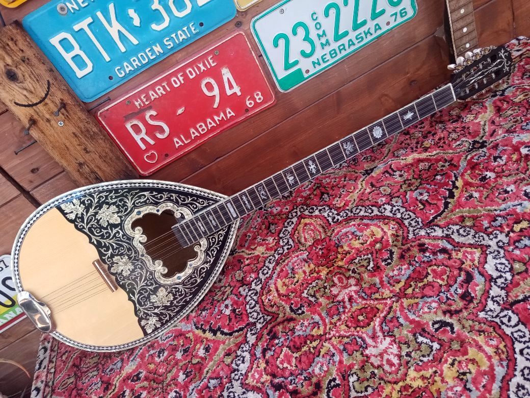MATSIKAS Greek Bouzouki BZ8-361 elettrificato. Usato.