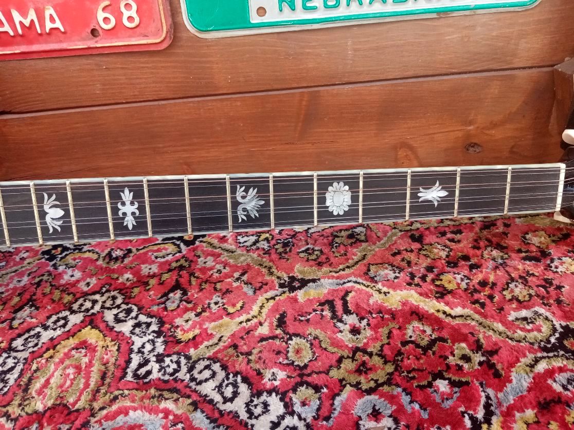 MATSIKAS Greek Bouzouki BZ8-361 elettrificato. Usato.