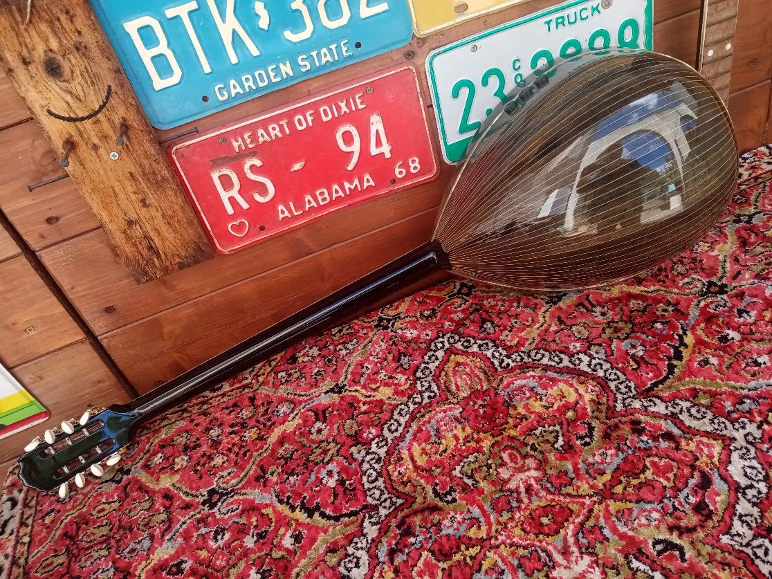 MATSIKAS Greek Bouzouki BZ8-361 elettrificato. Usato.