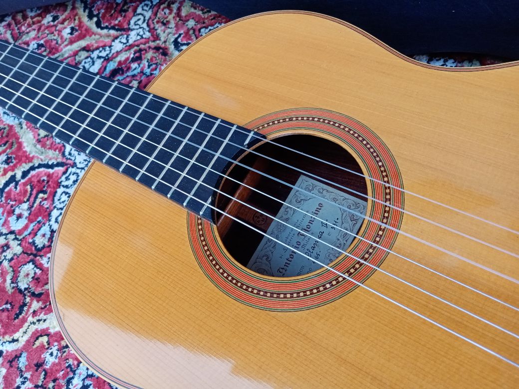 MONZINO chitarra mod. Classica II, 1965. Vintage.
