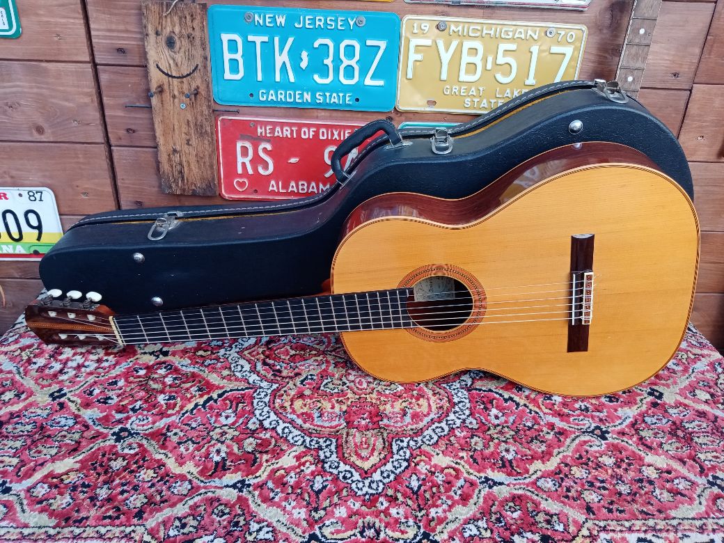 MONZINO chitarra mod. Classica II, 1965. Vintage.
