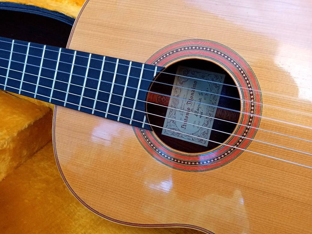 MONZINO chitarra mod. Classica II, 1965. Vintage.
