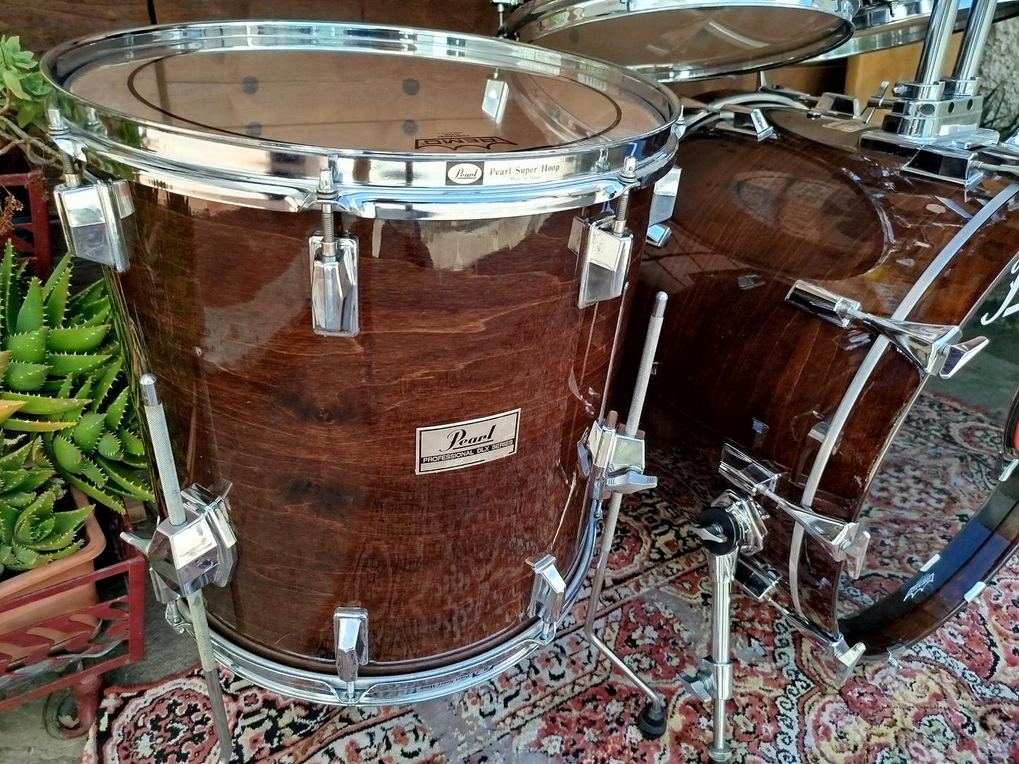 PEARL DLX 1984, Dark Walnut made in Japan+ TAMBURO Formula Maple 10"x9".