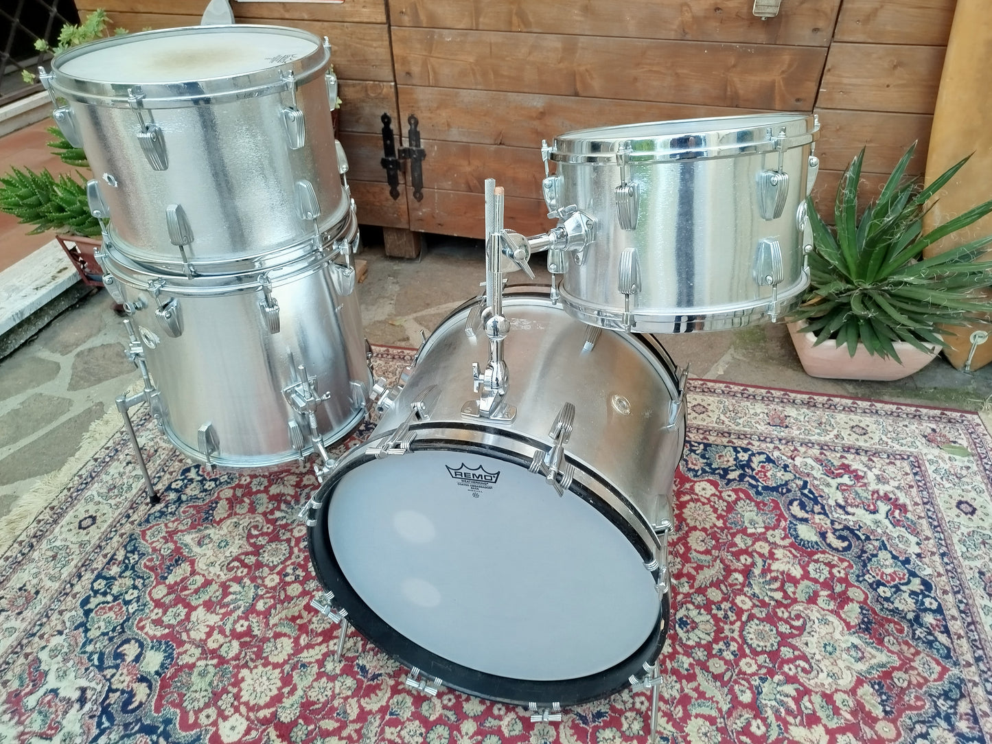 SUPER WOODING "President" Jazz set, 1970s.