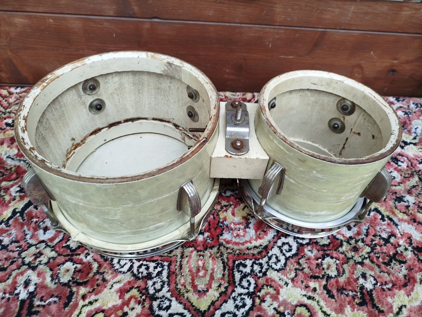 WFL 6" & 8" Bongales 1940s, White Marine Pearl.