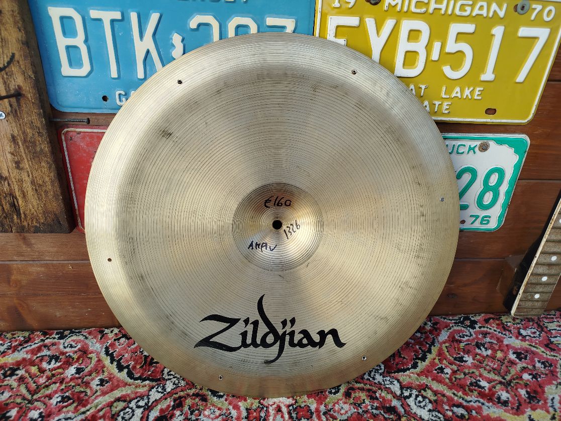 ZILDJIAN A 18" Swish, 1980s.