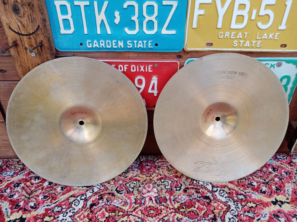 ZILDJIAN A New Beat 14" Hi Hat 1970s.
