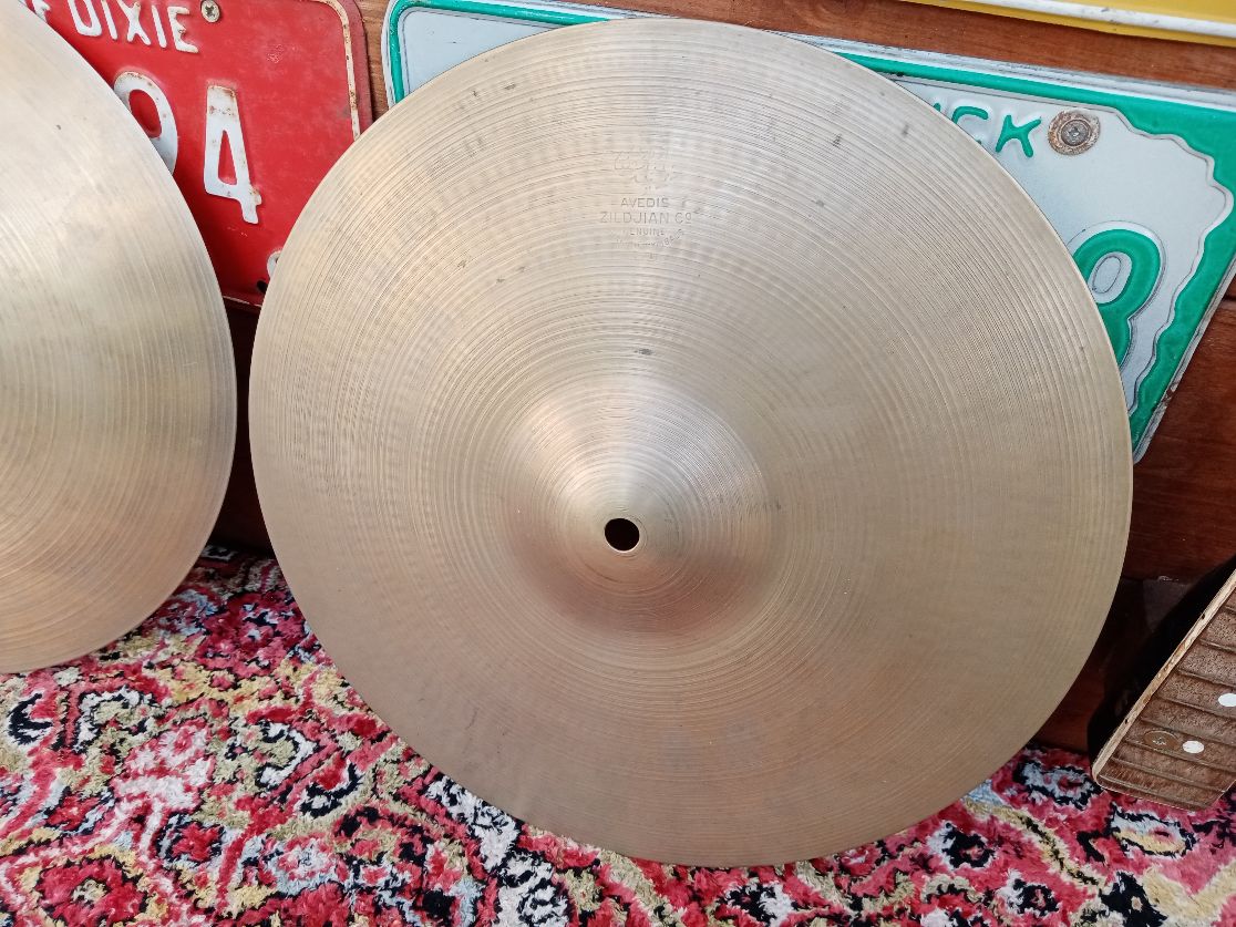 ZILDJIAN A 14" hi hat usato.