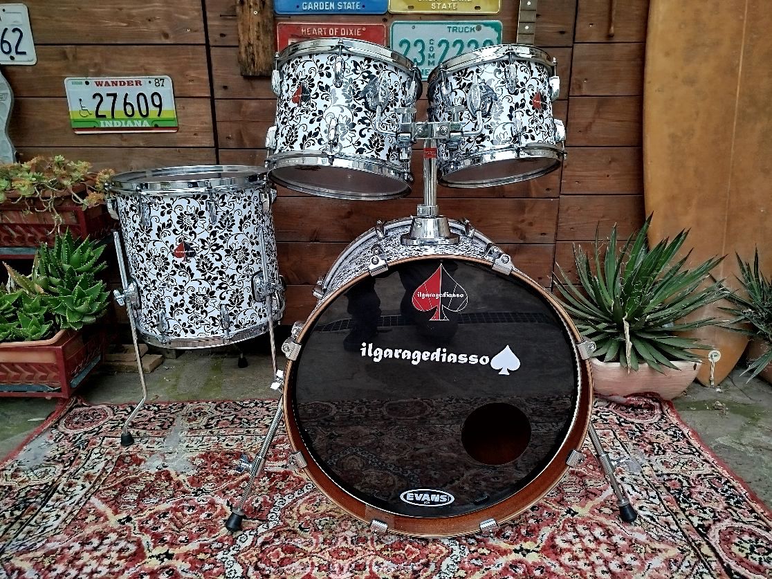 RV Drums “Custom Flowers”, usata.
