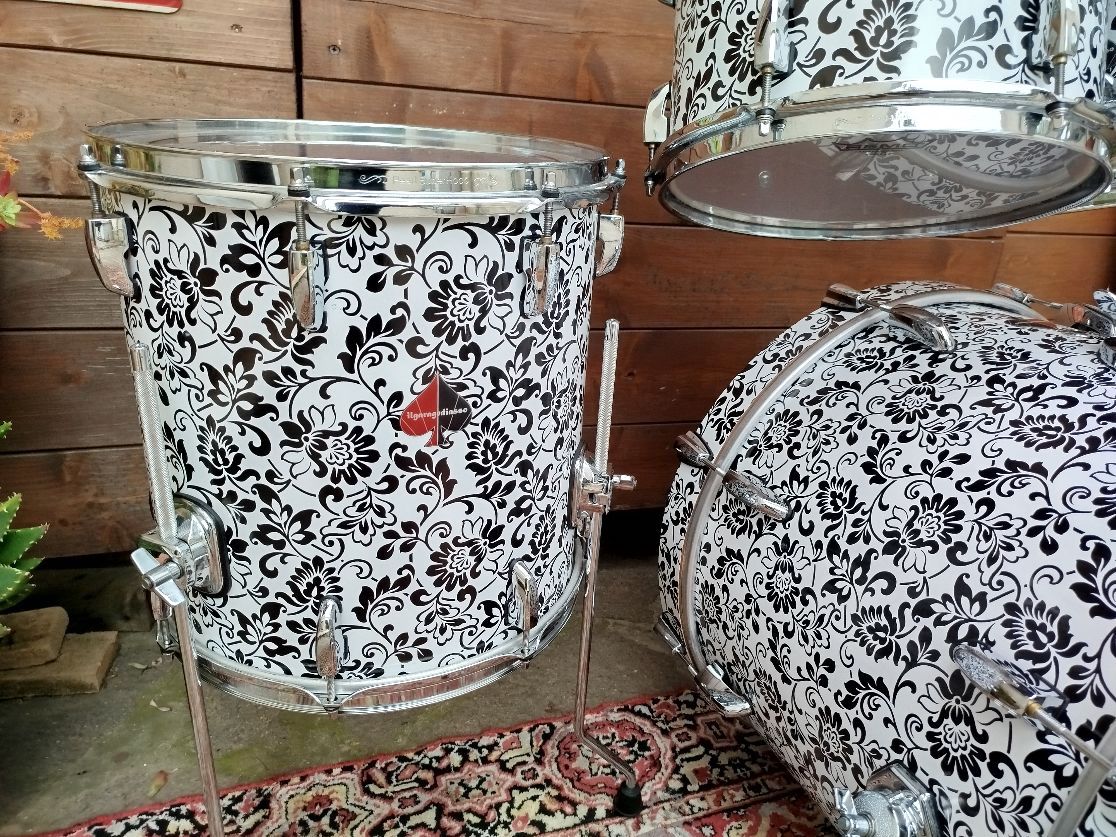 RV Drums “Custom Flowers”, usata.