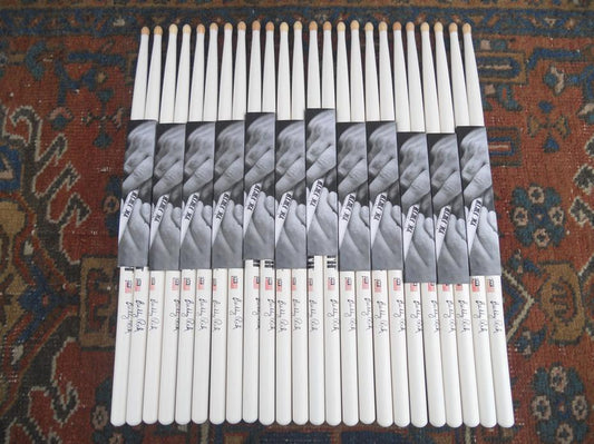 VIC_FIRTH_Signat_525d268dbd8a5.jpg