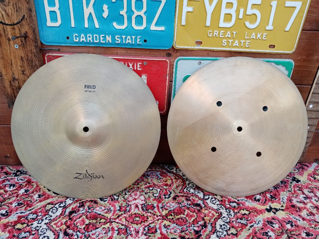 ZILDJIAN A 14” Quick Beat Hi Hat 1970s. (C24\6)