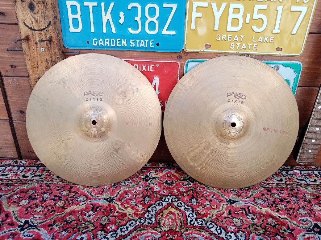 PAISTE Dixie 14” Medium Thin hi hat, 1975. Vintage.