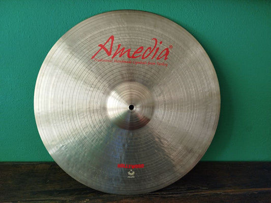 AMEDIA Hollywood 20" Ride.
