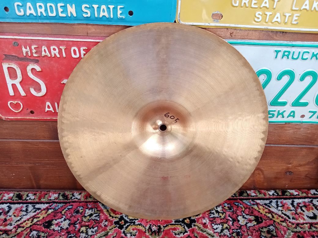 PAISTE Dixie 14” Medium Thin hi hat, 1975. Vintage.