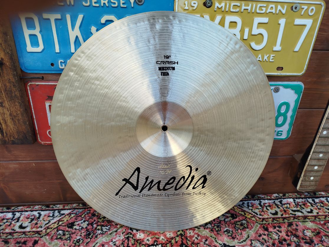 AMEDIA Classic 19” medium thin crash.