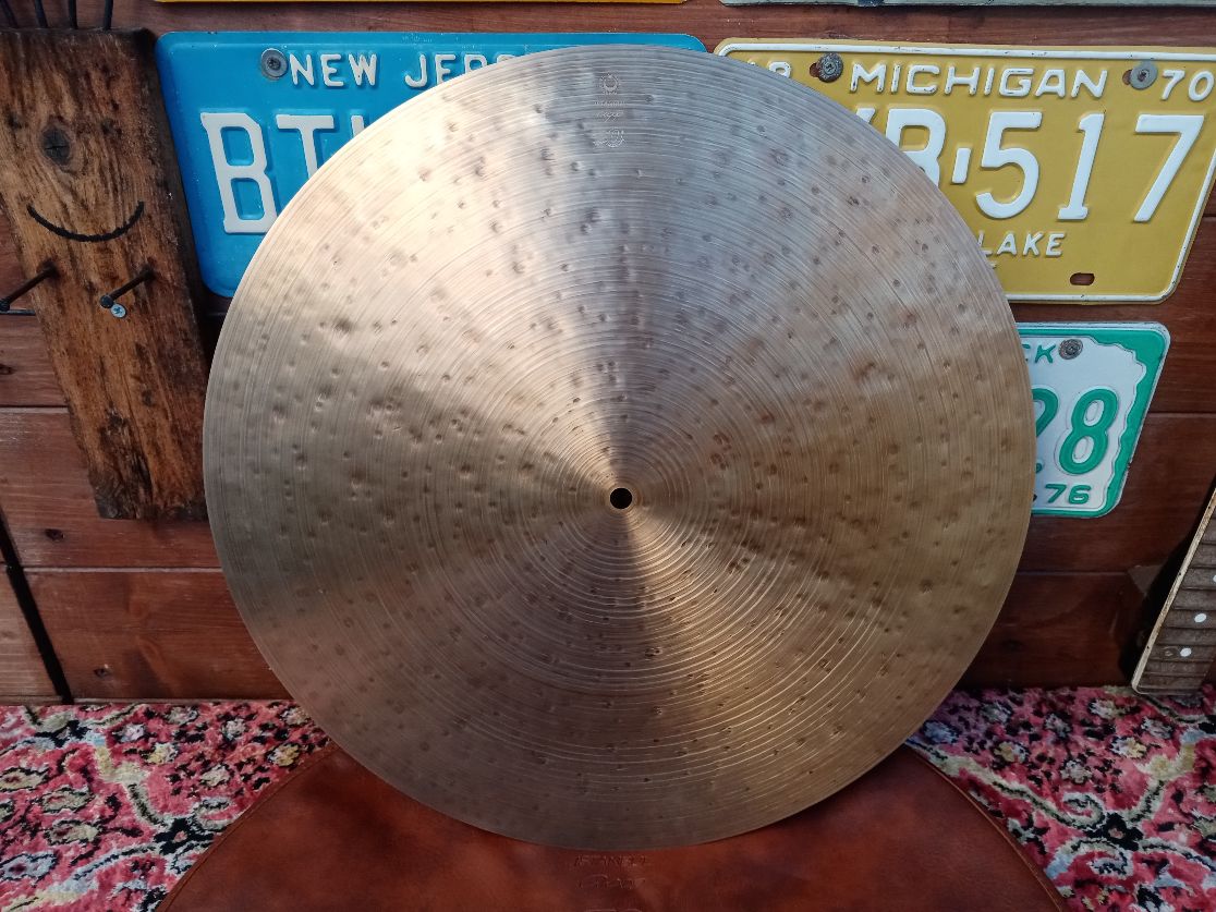 ISTANBUL Agop 20” Flat Ride, ex demo.