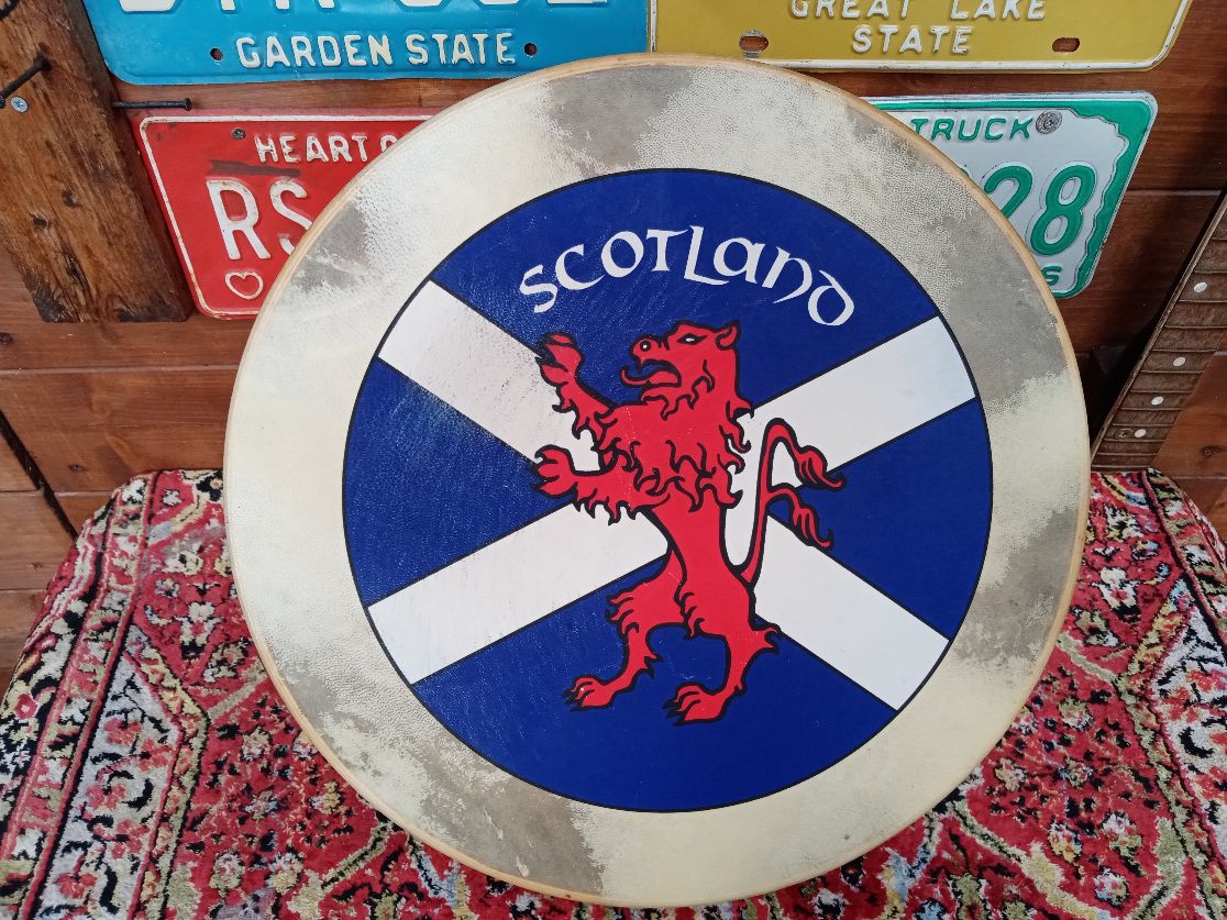 WALTONS bodhran 18” Scotland.