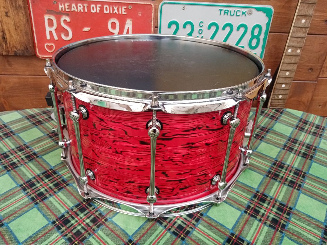 KELLER Maple shell 14”x8” Red Strata, used.