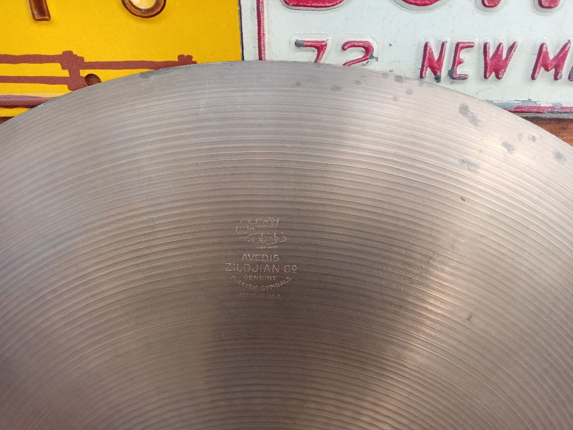 ZILDJIAN A 22" early 1960s. (C4AVAL)