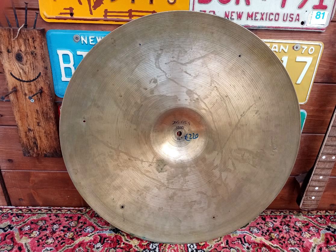 ZILDJIAN A 22” Ride, 1960s (15-C15\4AVAL)