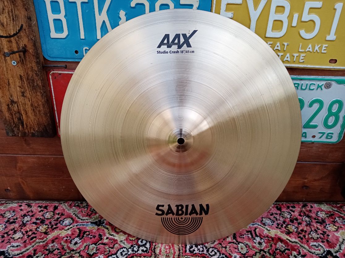 SABIAN AAX 18" Studio Crash, new.