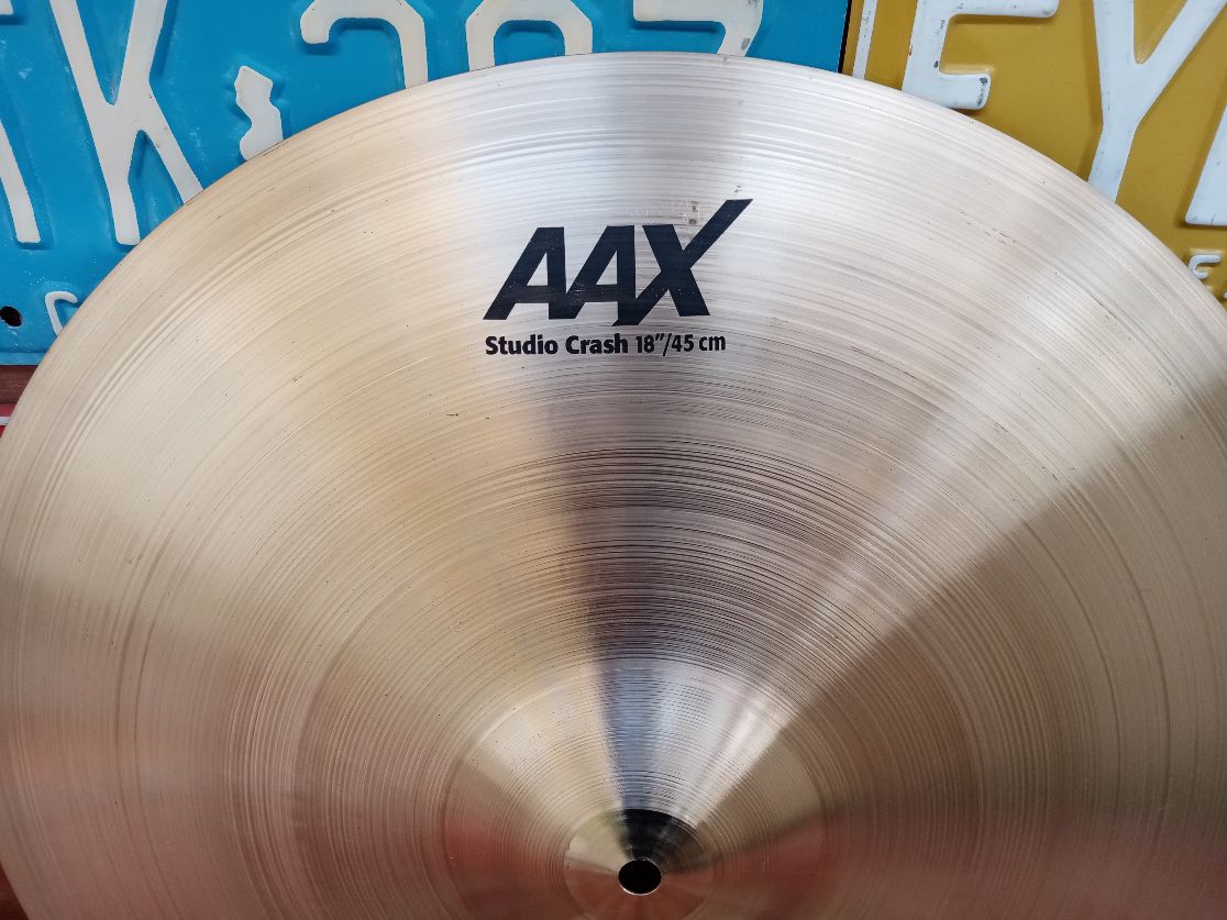 SABIAN AAX 18" Studio Crash, new.