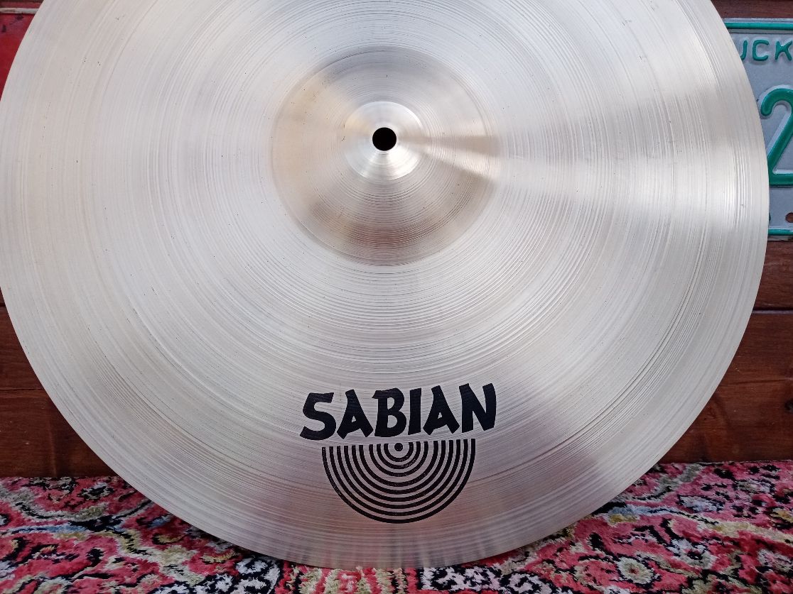 SABIAN AAX 18" Studio Crash, new.