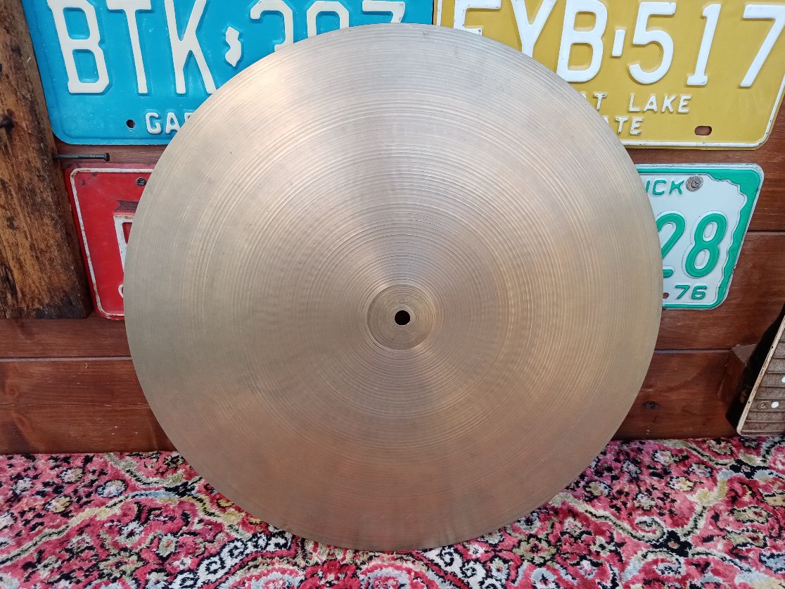 ZILDJIAN A 18" Flat Ride 1960s.