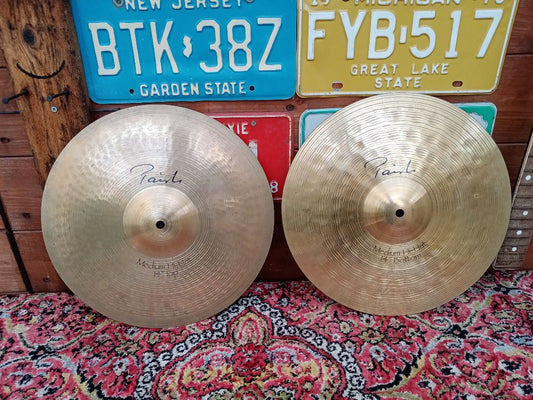 PAISTE Signature 14" Medium Hi Hat, used.