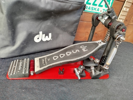 DW 5000AD4 single pedal used.
