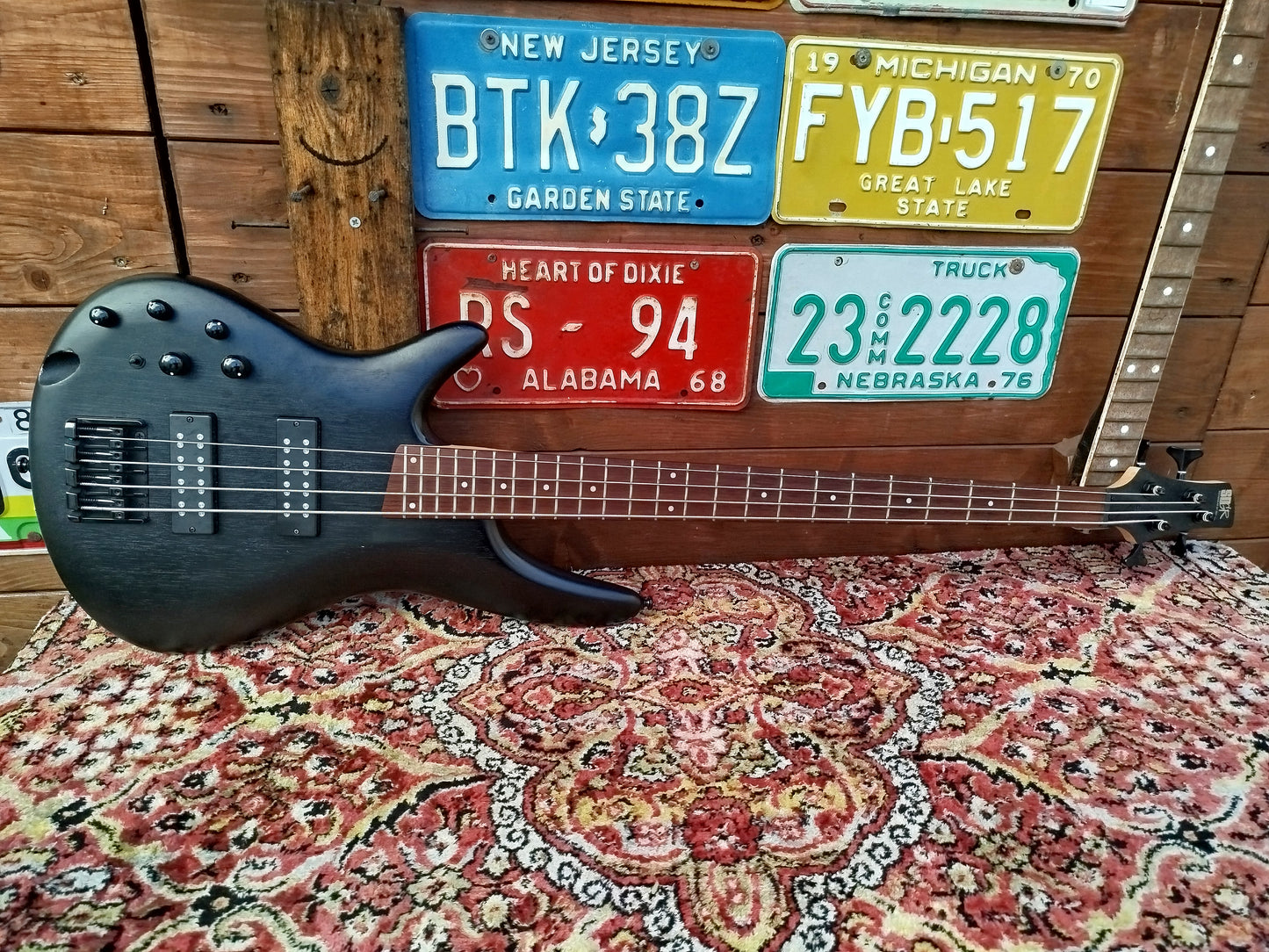 IBANEZ SR300EB Weathered Black Left-Handed, Used.