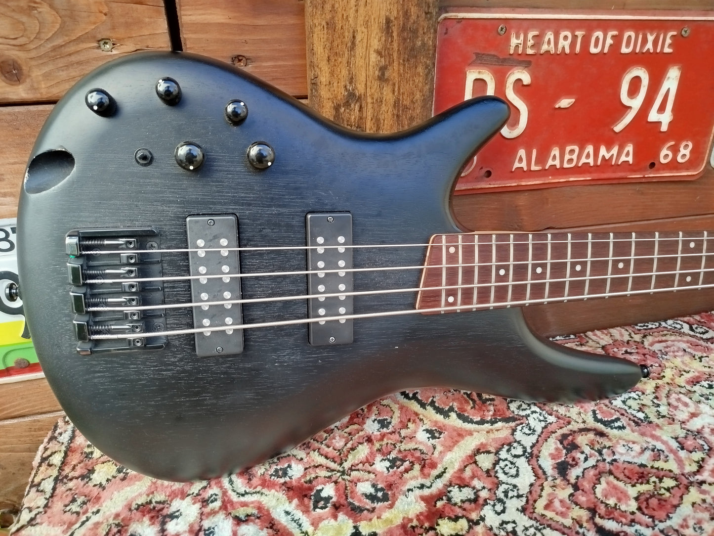 IBANEZ SR300EB Weathered Black Left-Handed, Used.