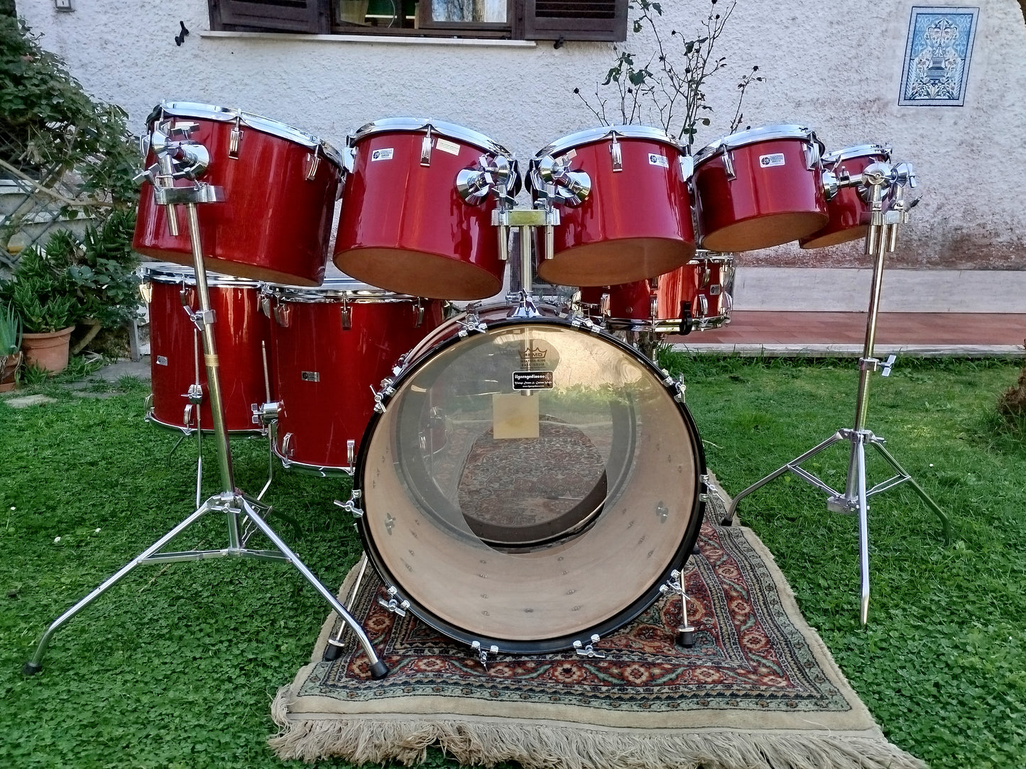 AMATI Kraslice mod. 4090, drumset. 1970s.