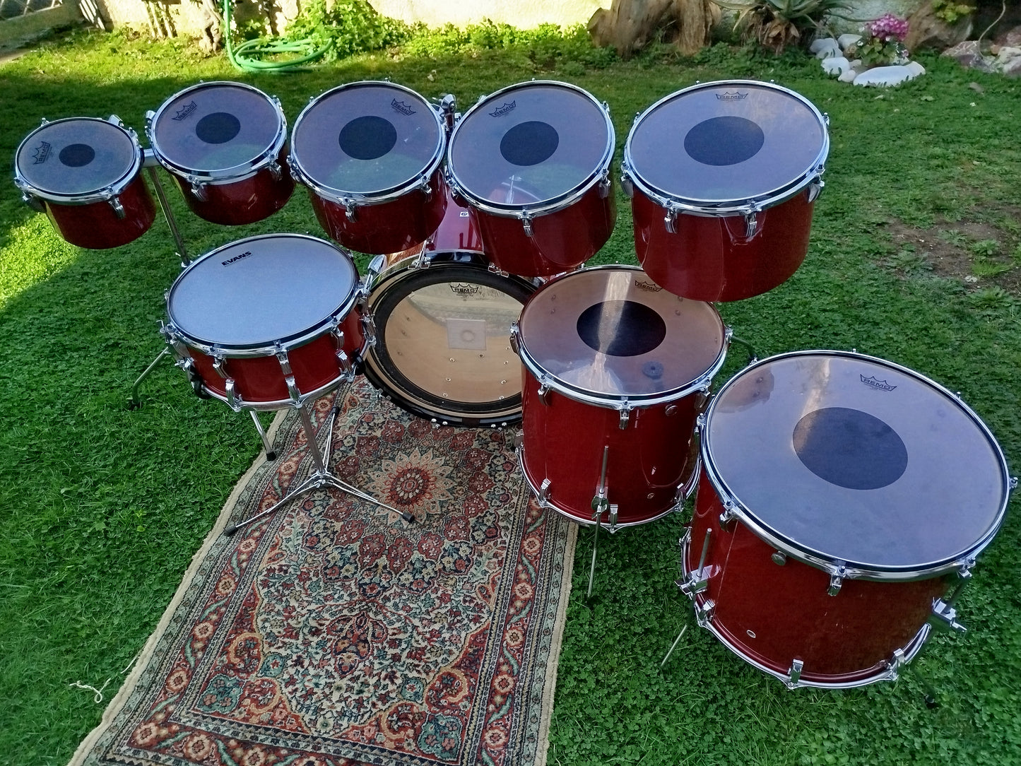 AMATI Kraslice mod. 4090, drumset. 1970s.