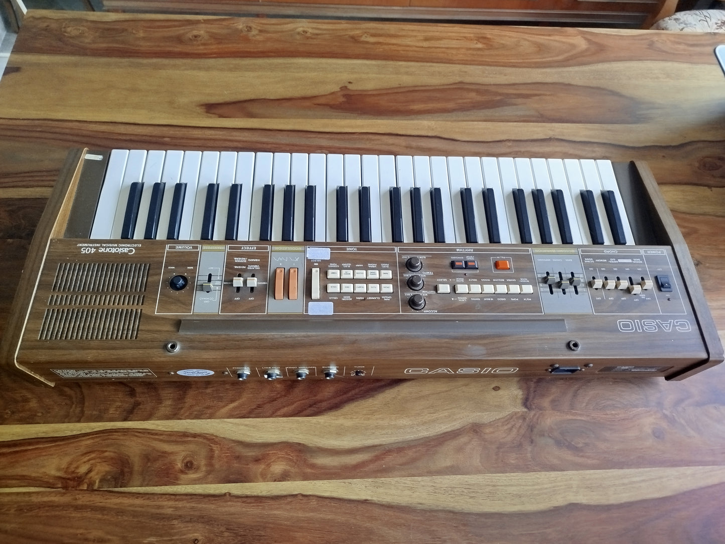 CASIOTONE 405 analog synth 1980s.