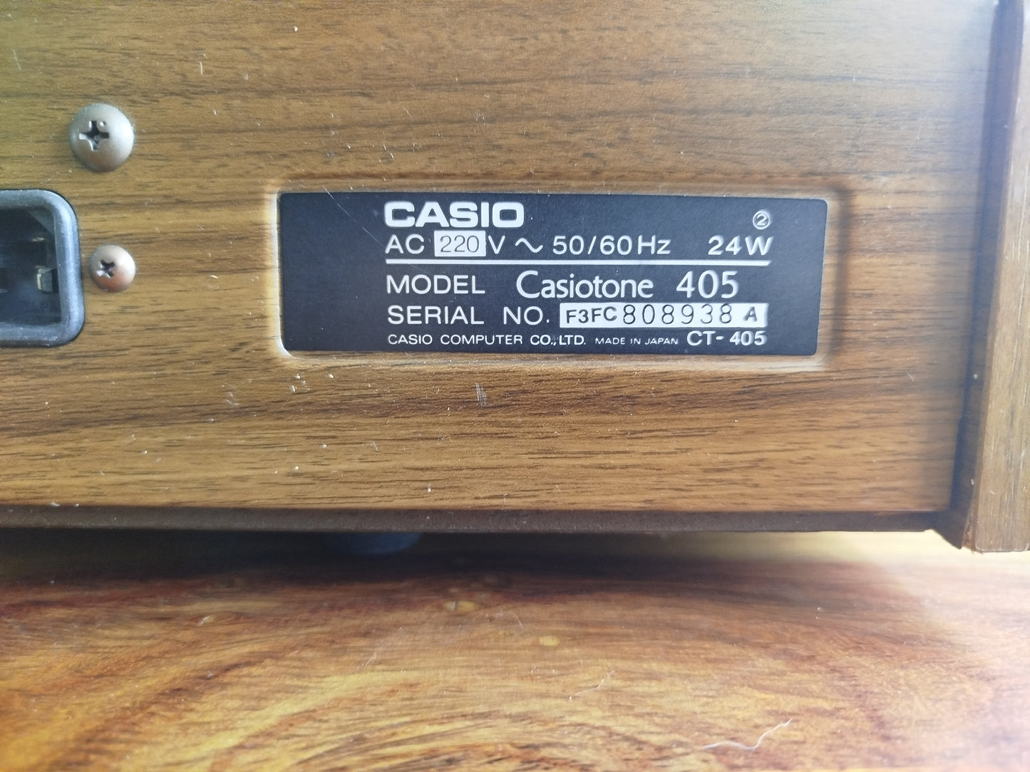 CASIOTONE 405 analog synth 1980s.