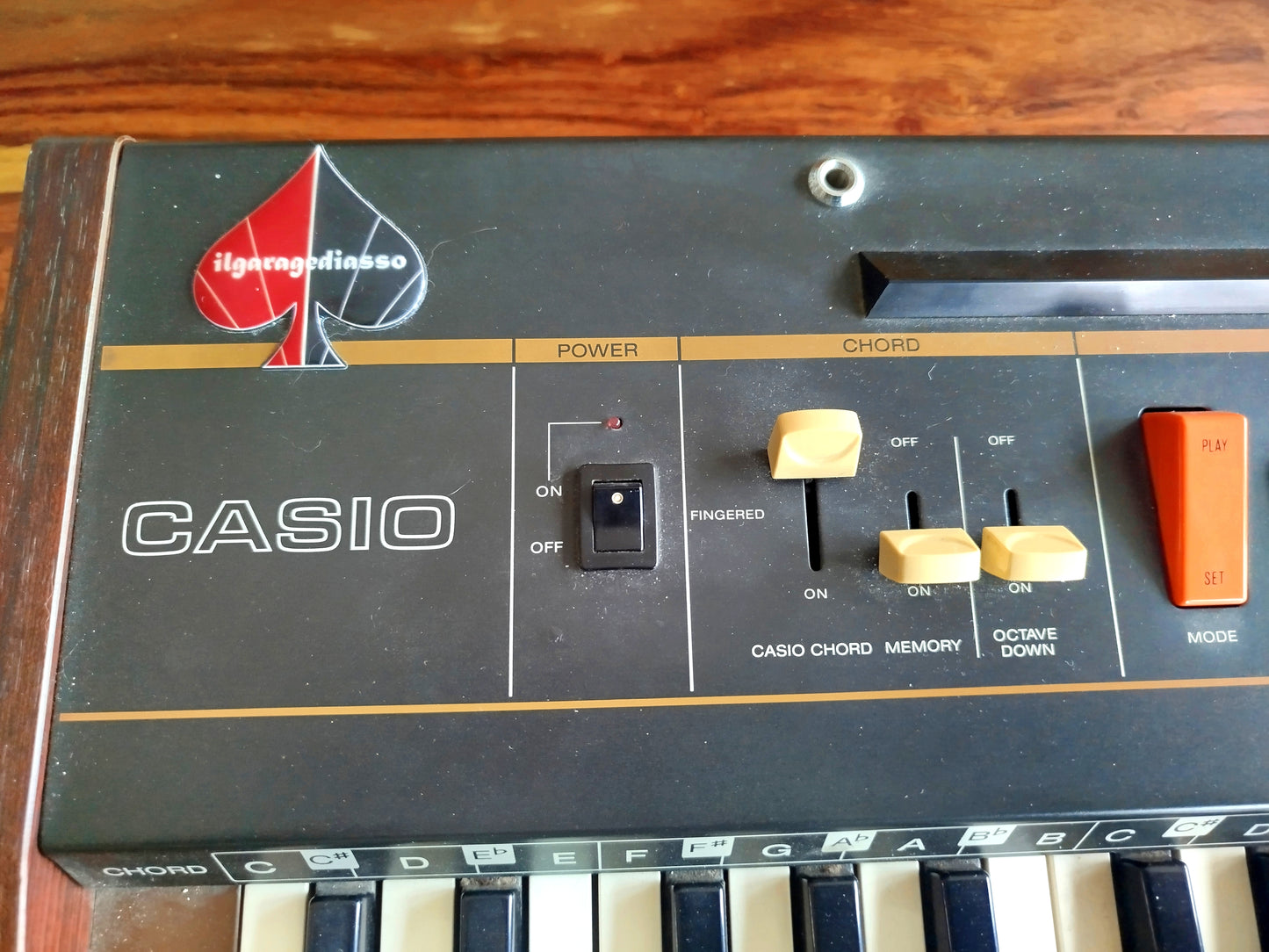CASIOTONE 403, analog synth 1982.