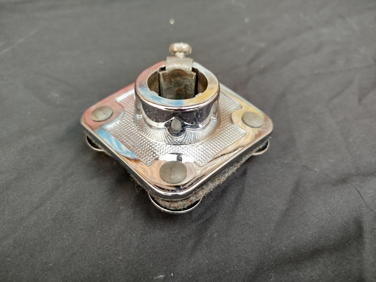 LUDWIG P1610D bass drum mounting plate, 1970s.