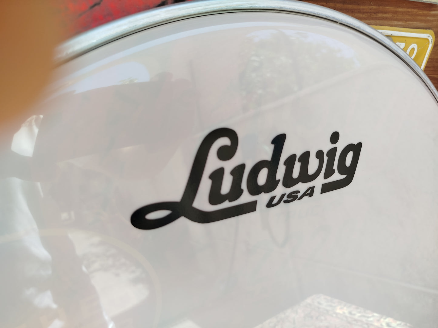 LUDWIG LW1220 20" Smooth White.