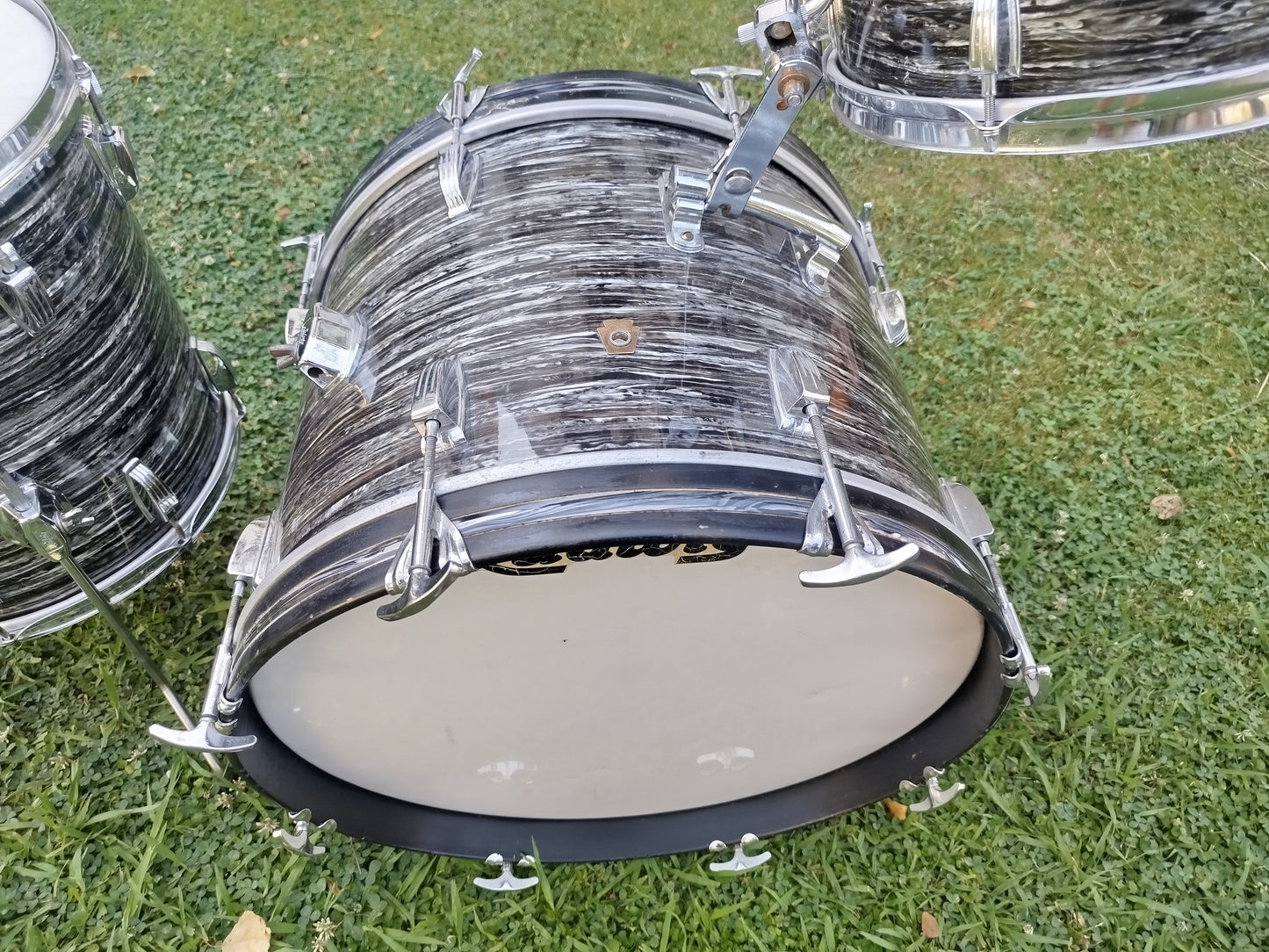 LUDWIG Downbeat Black Oyster Black, 1969.