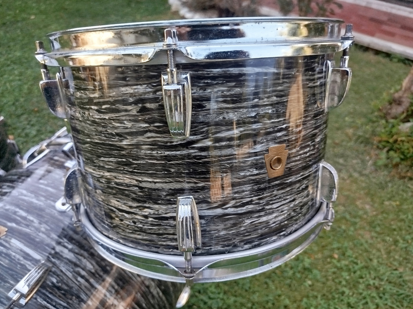 LUDWIG Downbeat Black Oyster Black, 1969.